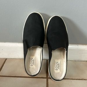 Soul slip on. Thick sole and comfortable to wear all day